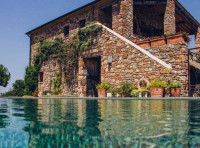 Location de maison avec piscine : qui s’occupe de l’entretien et des réparations ?